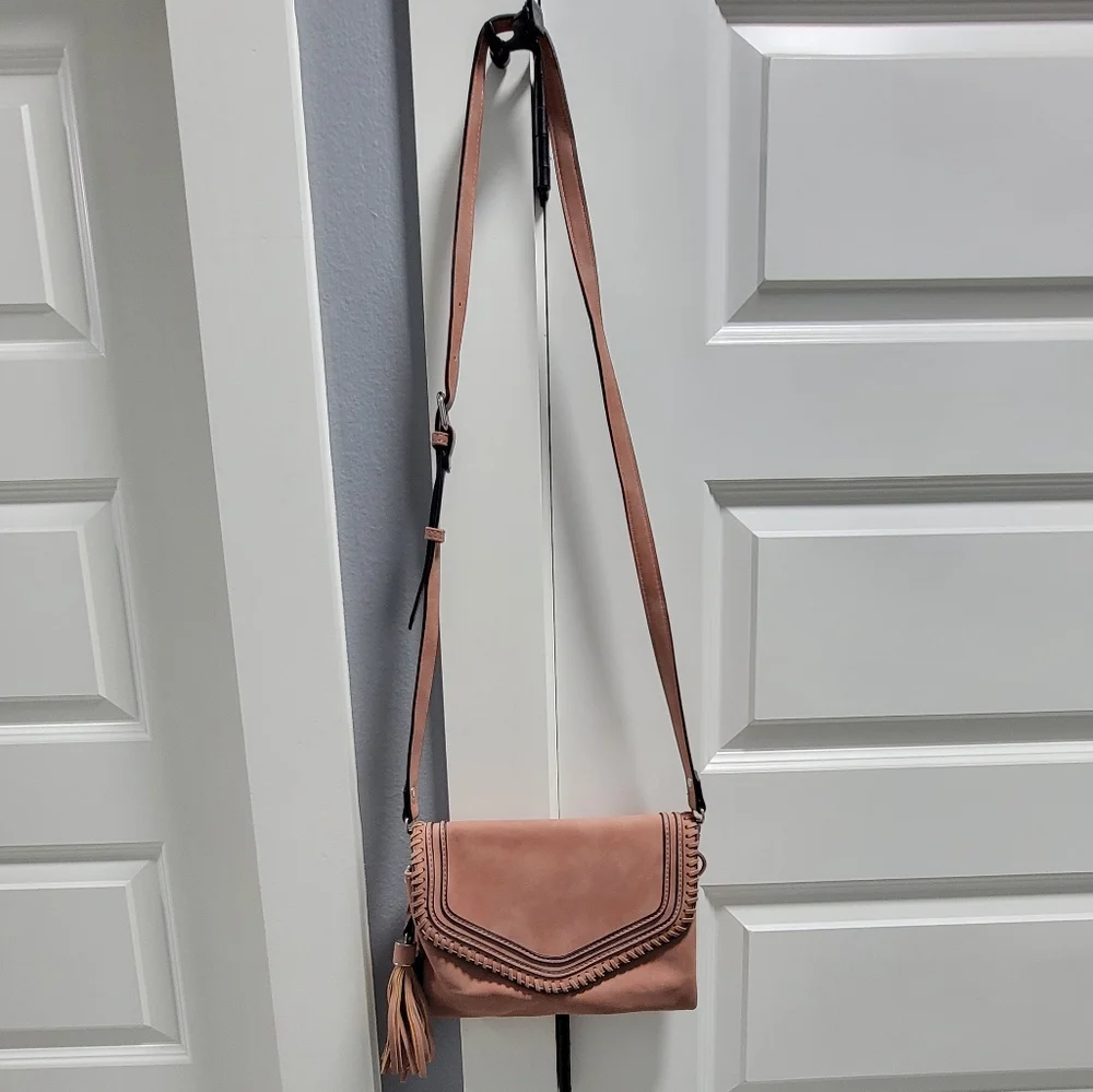 Francesca’s Martina Flapover Whipstitch Crossbody Bag in Pink with Tassels - Picture 4 of 10